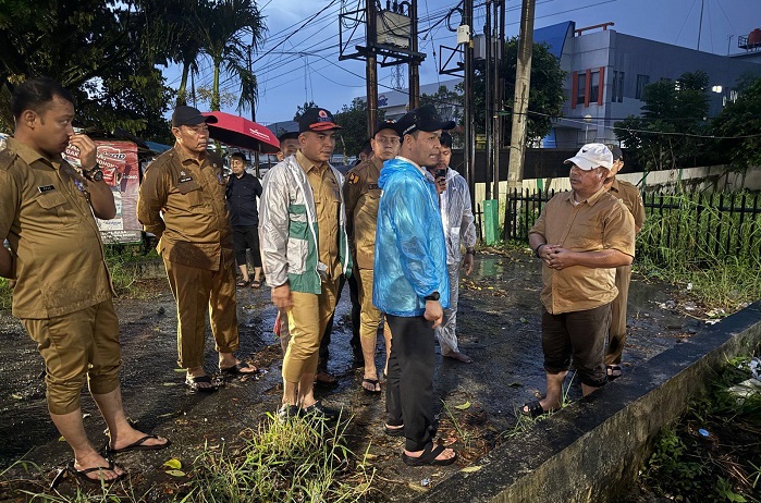 Normalisasi Drainase Simpang Arengka dan Arifin Ahmad Diklaim Berhasil Persingkat Genangan Banjir