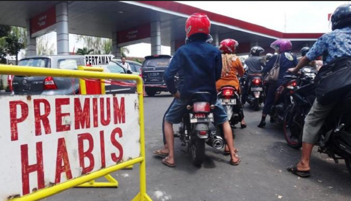 Permintaan Tinggi, Pertamina Tambah Pasokan BBM  Premium di Riau