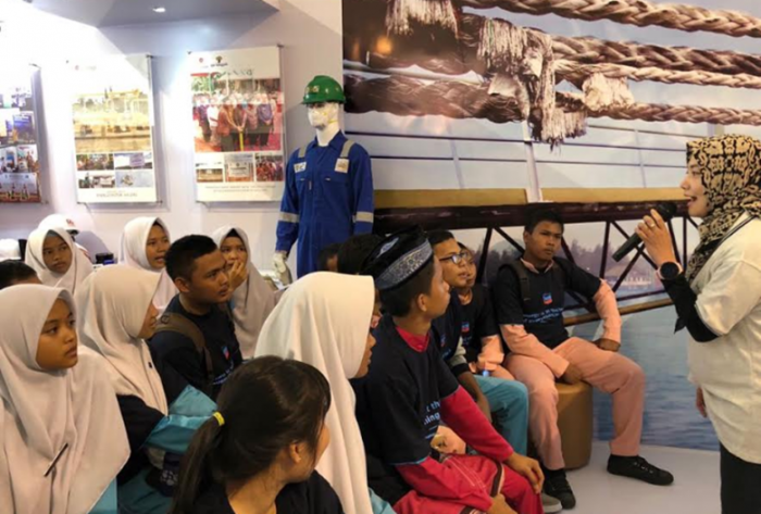 Pengenalan dan Edukasi Migas kepada Generasi Muda di Riau