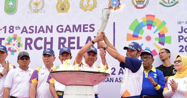 Begini Sambutan Masyarakat Riau Saat Kirab Obor, Ikut Meriahkan Asian Games