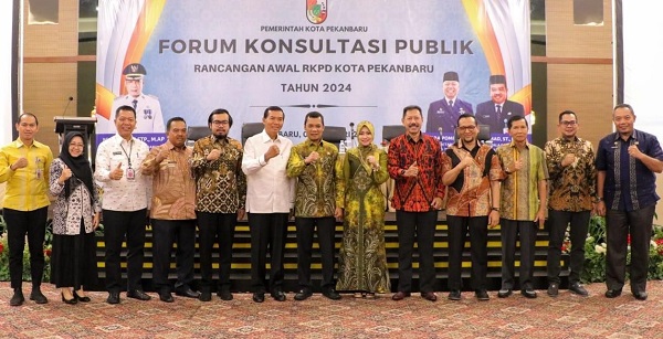 KEREN! Forum Konsultasi Publik Hadirkan Tiga Mantan Wali Kota, Erizal Muluk, Edwar Sanger Hingga Firdaus