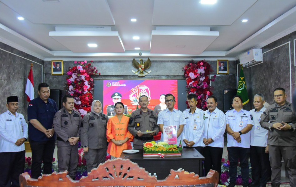 Hari Lahir Kejaksaan RI ke-81, Pemkab Bengkalis Beri Kejutan untuk Kejari Bengkalis