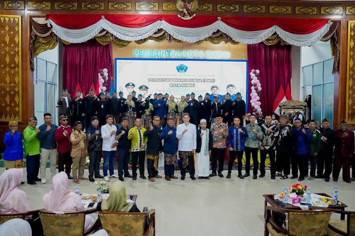 Wali Kota Kukuhkan Pengurus Persatuan Wargi Sunda Kota DUmai