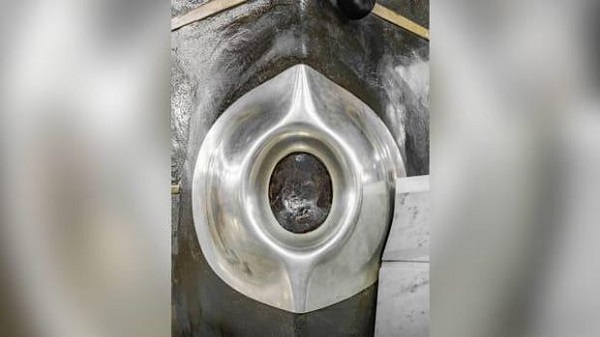 Kerajaan Arab Saudi Rilis Foto Jarak Dekat Hajar Aswad, Ini Penampakannya...