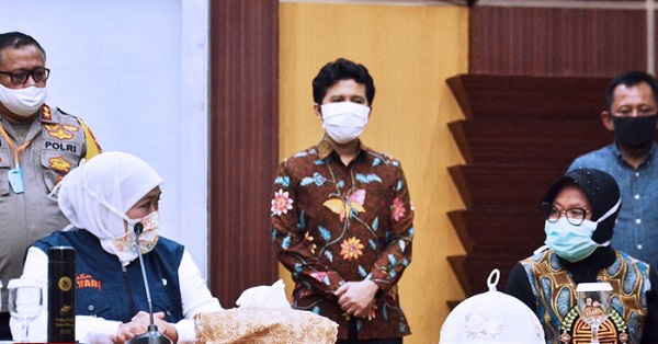 Risma Minta Khofifah Akhiri PSBB Surabaya meski Kasus Covid-19 Masih Tinggi, Ini Alasannya