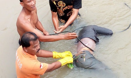 Diduga Depresi, Geleng Ditemukan Tewas Mengambang di Sungai 