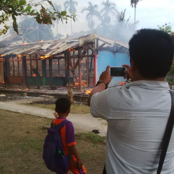 TK di Inhu Ludes Terbakar, Kerugian Capai Ratusan Juta