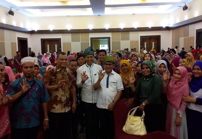 LUAR BIASA...Ribuan Massa Gabungan di Pekanbaru Deklarasikan Dukungan untuk Firdaus-Rusli Effendi 