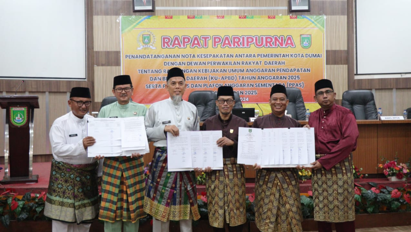 DPRD  Dumai Sepakat KU-APBD/PPAS TA 2025 Rp. 2,1 Triliun