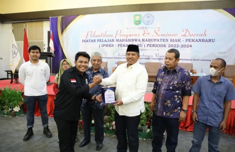 Lantik IPMKS, Alfedri Pastikan Beasiswa Penuh untuk Anak-anak Keluarga PKH SMA Hingga Sarjana