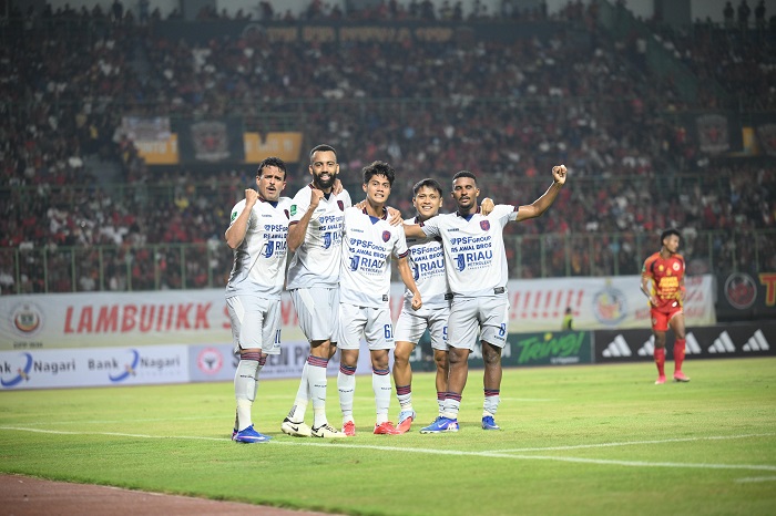 PSPS Bungkam Semen Padang FC 1-0