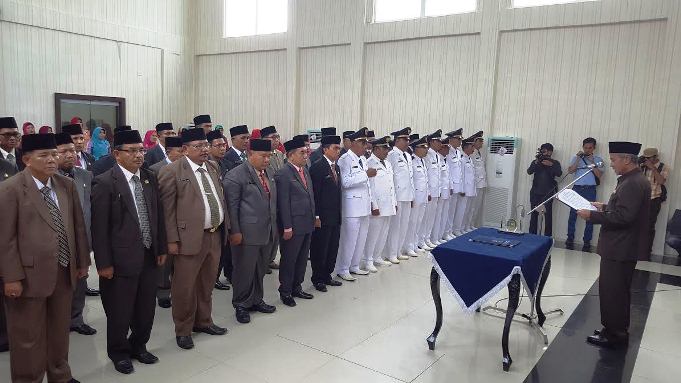 SELAMAT... Wabup Lantik Pejabat Eselon II dan III Pemkab Meranti