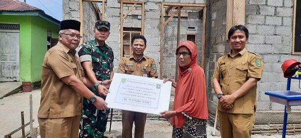 Pembangunan 90 Unit Rumah Layak Huni di 11 Kecamatan di Inhu Dimulai