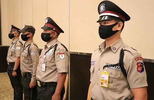 Polri Resmi Perkenalkan Tampilan Seragam Baru Satpam, Ini Dia...
