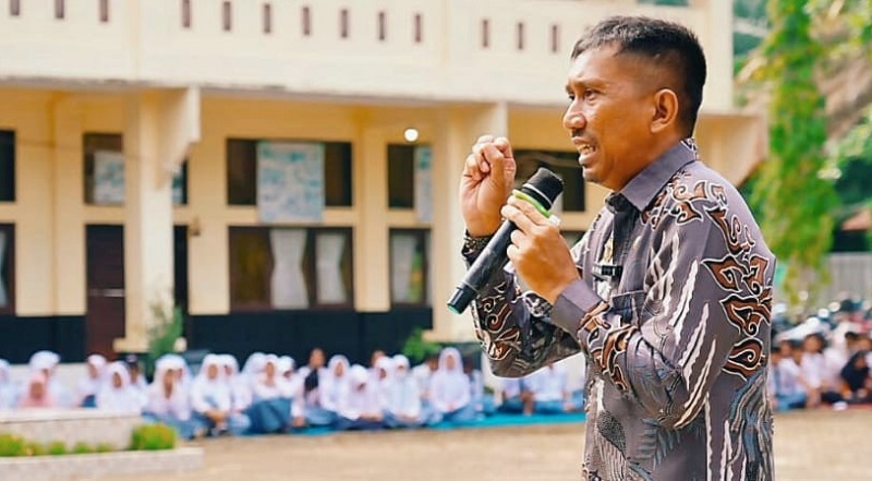 Pjs Bupati Kuansing Ajak Siswa SMAN 1 Sentajo Raya Jauhi  Narkoba dan Pergaulan Tidak Sehat