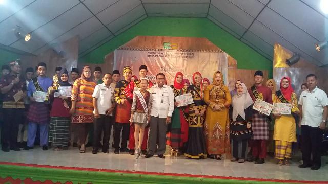 Selamat! Naufal Bakri dan Ezi Okta Denti Terpilih Jadi Bujang dan Dara Kuansing 2019