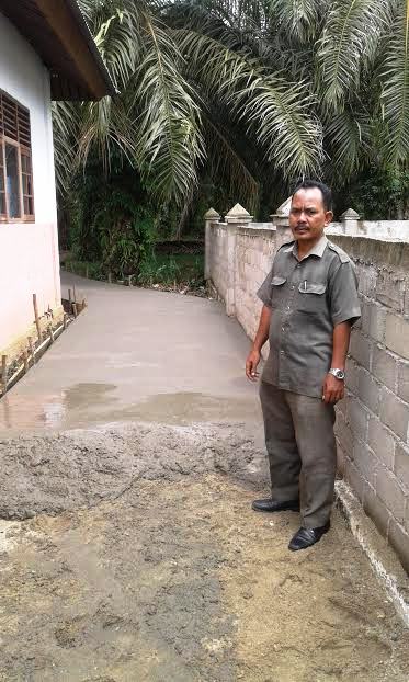 678 Meter Jalan Semenisasi di Desa Bangun Purba Mulai Dikerjakan