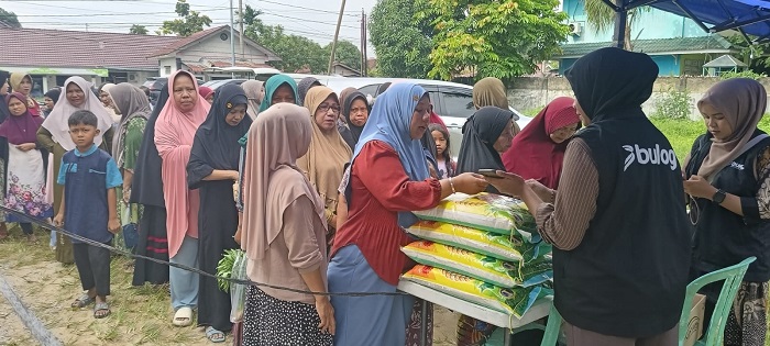 Harga Cabai Merah Rp30.000, Warga  Sampai Rebutan di GPM Jalan Cendrawasih