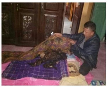 BERTARUNG dengan Maut, Ibu Ini Keluarkan Anak-anaknya dari Kebakaran, Dua Tewas, Ini Foto-fotonya...
