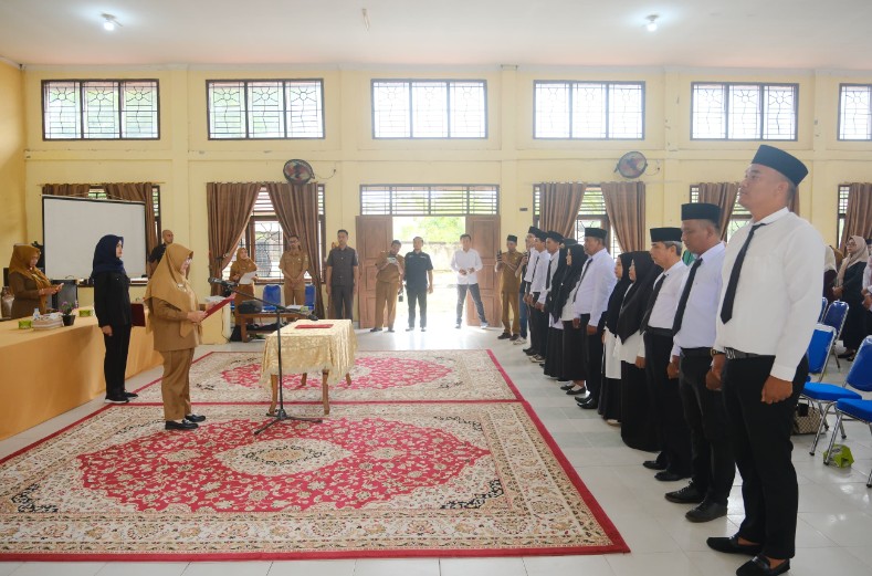 Pelantikan PAW Bapekam, Bupati Siak Tekankan Sinergi dan Pengawasan