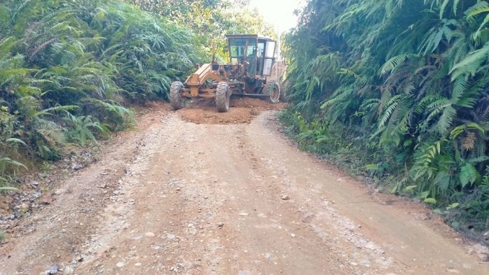 Pemprov Riau Gesa 39,34 Km Jalan Lubuk Agung-Batu Sasak-Batas Sumbar