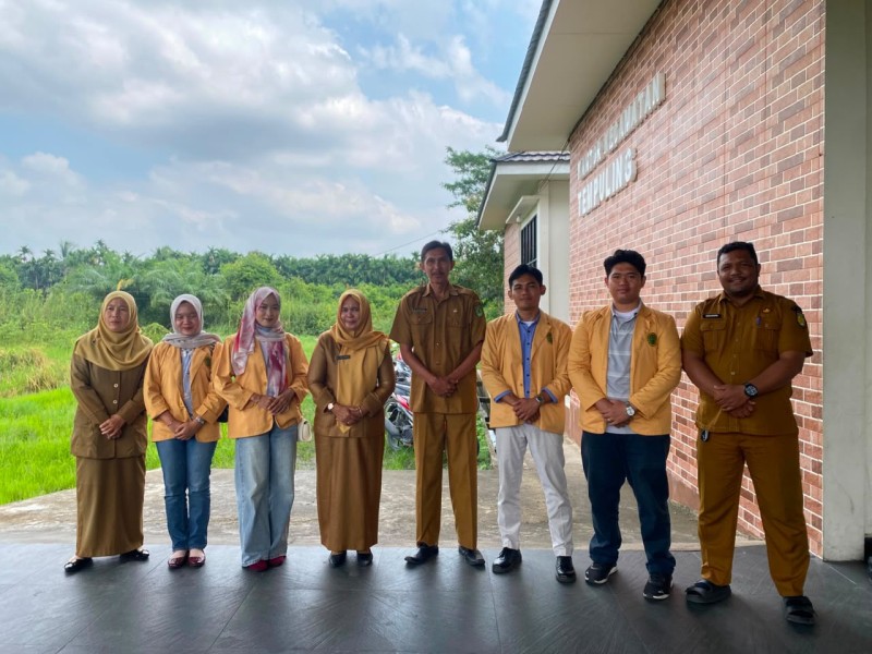 Silaturahmi Bersama Camat Tempuling, Mahasiswa KKN Unisi Siap Berkontribusi Untuk Masyarakat