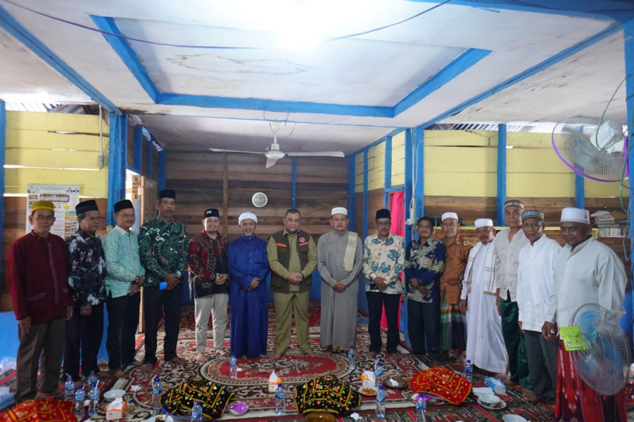 Gubri Edy Nasution Silaturahmi bersama Masyarakat Desa Aliantan Rohul
