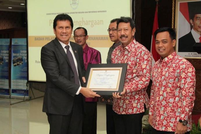 SELAMAT... Dinas PTSP Pekanbaru Kembali Jadi Role Model Pelayanan Publik Terbaik di Indonesia