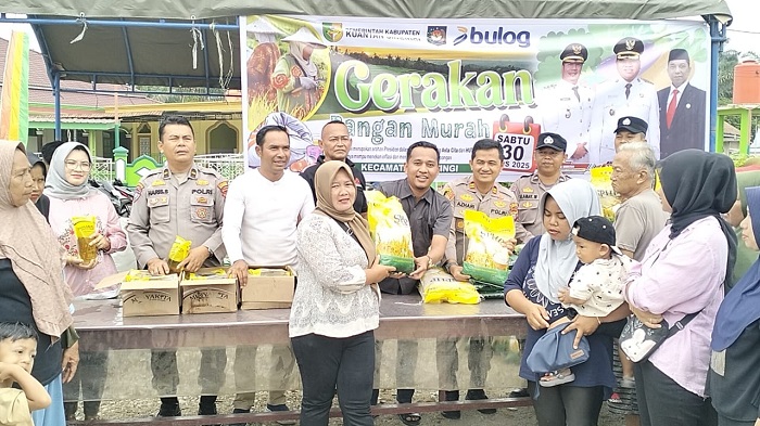 Polsek Singingi Kawal Gerakan Pangan Murah Serentak Nasional di Desa Sungai Sirih