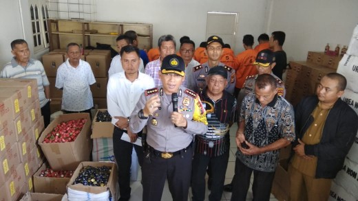 Polresta Pekanbaru Gulung Jaringan Pengoplos Miras Beromzet Miliaran Sebulan
