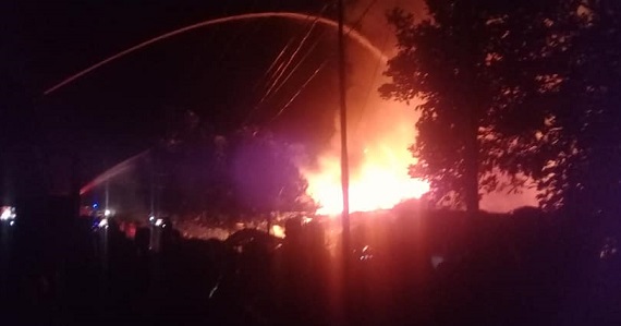 Enam Bangunan di Pasar Lama Imam Bonjol Pasir Pengaraian Terbakar Malam Tadi
