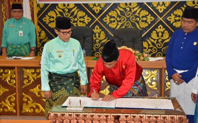 APBD Dumai Tahun 2018 Sebesar Rp1,065 Triliun Disahkan, Wako Zulkifli As Bilang Begini