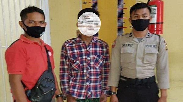Nasehati Santri Rajin Salat, Pengasuh Pondok Pesantren  Digorok Saat Tahajud