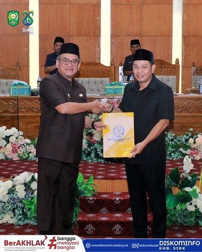Pjs Bupati Indra Purnama Sampaikan Nota Keuangan APBD Tahun Anggaran 2025