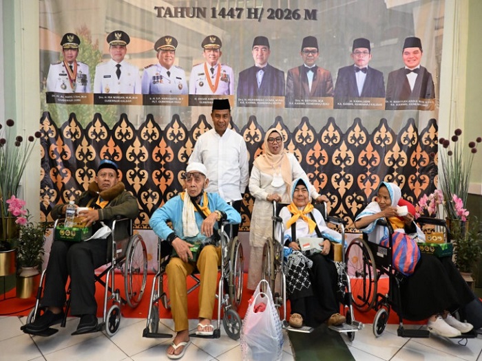 Jamaah Haji Kloter 5 Asal Kampar Tiba di Debarkasi Batam