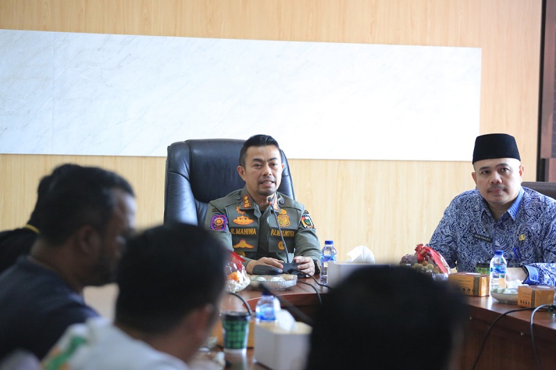 Bahas Masalah Pengelolaan Sampah, Risnandar: Karena Sudah Kontrak, Tugas Saya Mengevaluasinya...