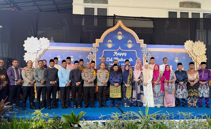 Gubri Bersama Kapolda  Hadiri Open House di Kediaman Walikota