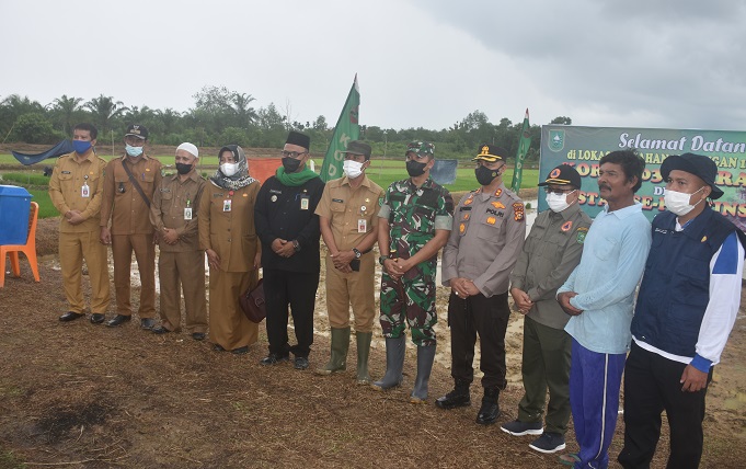 Pemkab dan Dandim Inhu Ikuti Launching Virtual Program Ketahanan Pangan