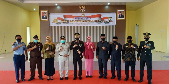 Bupati Kampar dan Seluruh Forkopimda Hadiri Acara Syukuran Hari Bhayangkara ke-74 di Polres Kampar