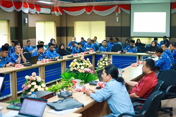 Asisten III Pimpin Rapat Sosialisasi Penyusunan Standar Harga Pemerintah Kabupaten Kampar Tahun Anggaran 2026