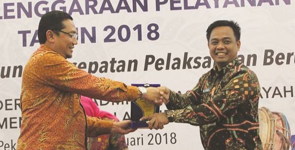 Kepala DPMPTSP Kota Pekanbaru menjadi Narasumber Rakornas PTSP
