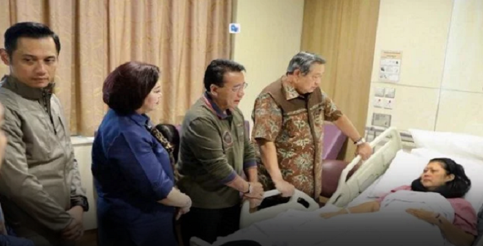 Innalillahi, Ternyata Ibu Ani Yudhoyono Kena Kanker Darah