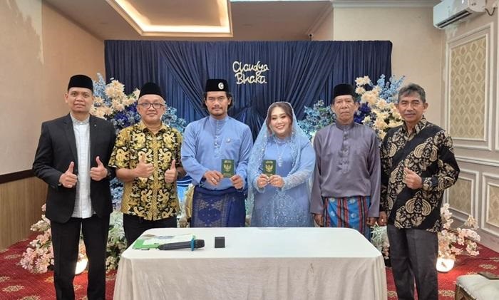12 Pasangan Menikah Saat kebijakan WFA di KUA Binawidya