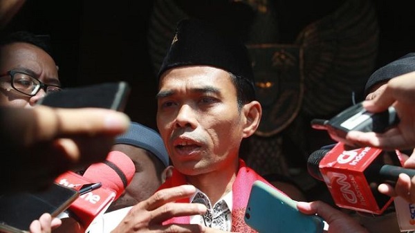UAS Temui Rizieq Shihab di Ponpes Megamendung Bogor