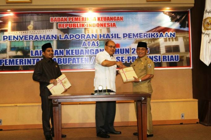 Pemkab Pelalawan Kembali Raih WTP untuk yang Kelima Kalinya