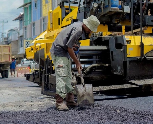 Pj Wali Kota Pekanbaru Klaim Sudah Benahi Puluhan Ruas Jalan Rusak