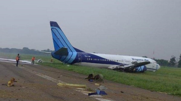 Gangguan Mesin, Pesawat Trigana Air Tergelincir di  Bandara Halim Perdanakusuma