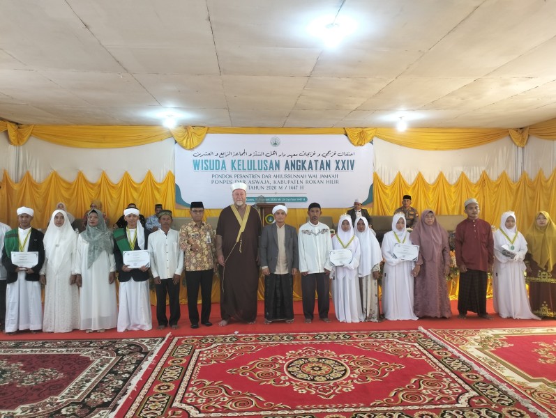 Wakili Bupati, Sekda Rohil Hadiri Wisuda Angkatan XXIV Ponpes Dar Aswaja : Benteng Ahlussunnah Wal Jamaah