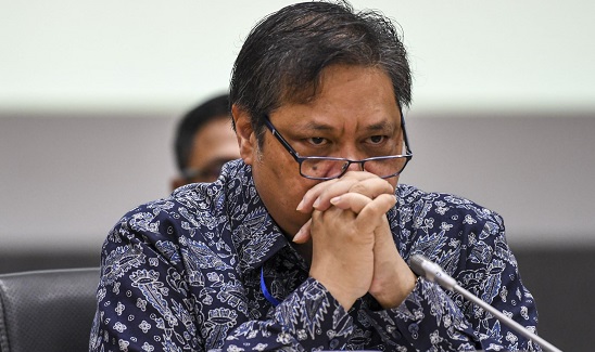 Airlangga: Sukses Tekan Kasus Covid, Pusat Janjikan Insentif pada Pemerintah Daerah, ''Akan Ditindaklanjuti ke Mendagri, Kemenkeu dan Kemenkes''