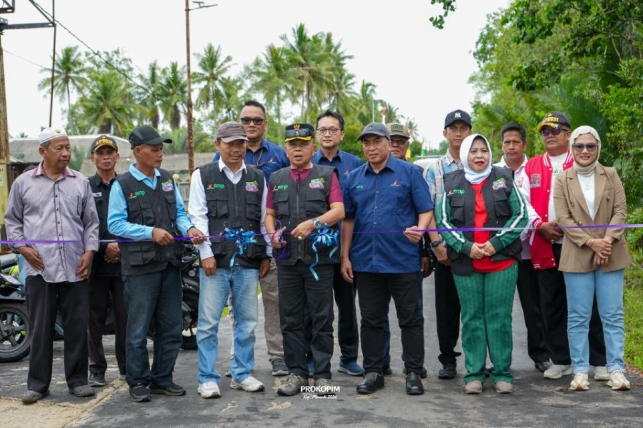 Buka Festival Telaga Air Merah, Bupati Asmar Apresiasi Kolaborasi Desa dan EMP PT Imbang Tata Alam Bangun Wisata